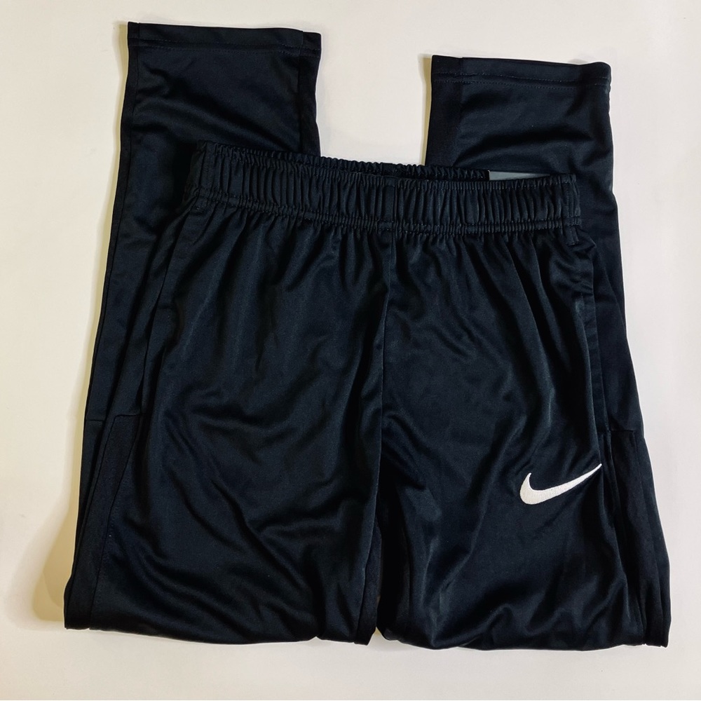 Nike Dry-Fit Boys Sz S Standard Fit Black Athletic Pants Never Worn